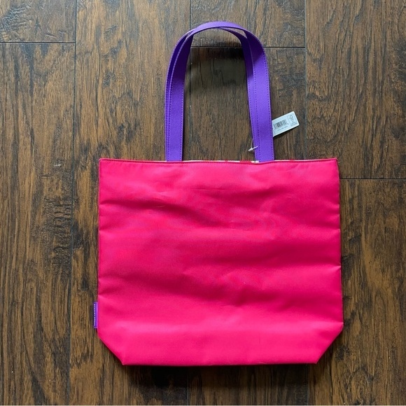 Clinique x Donald Robertson Limited Edition Tote and Makeup Bag Floral - Picture 4 of 12